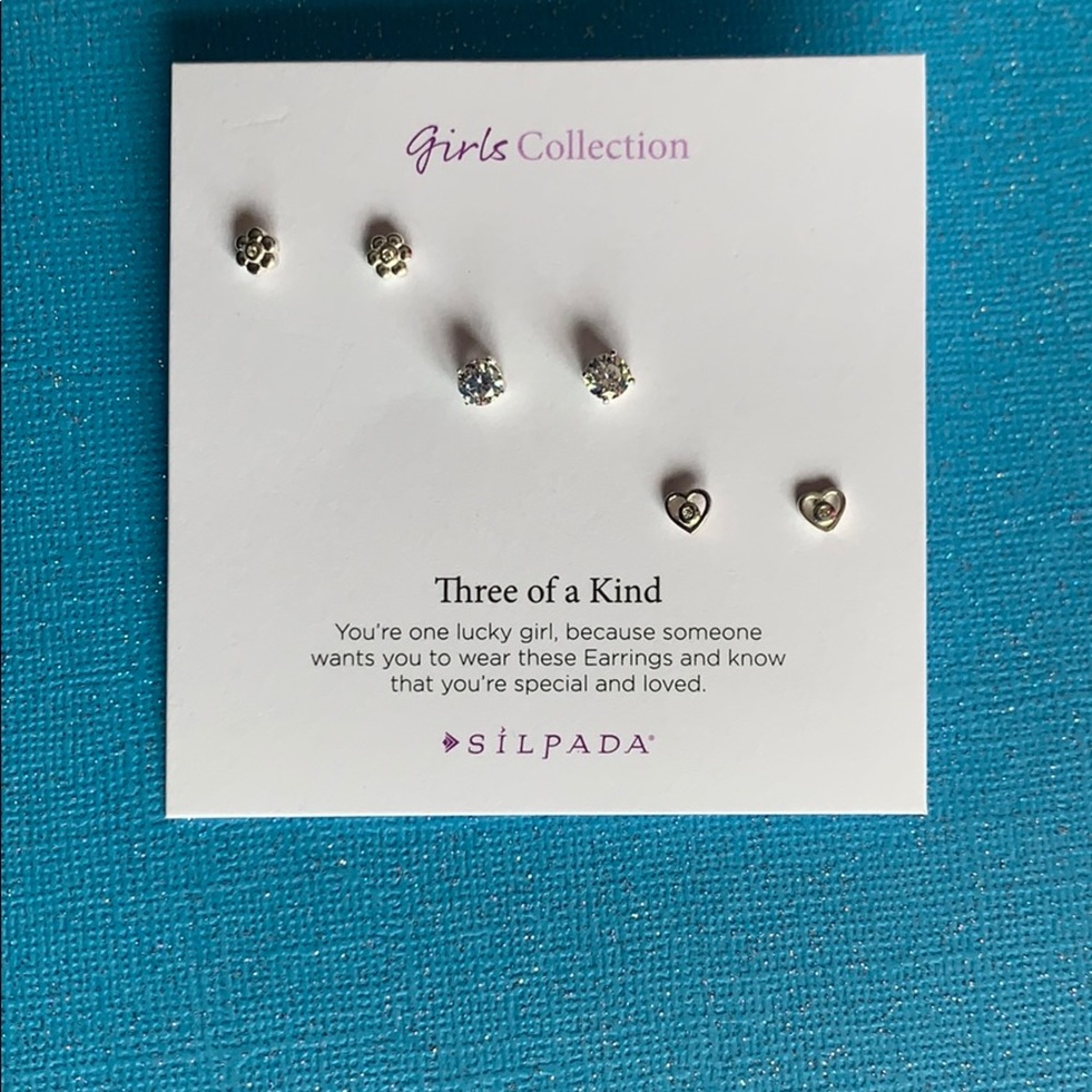 Sipada- Three of a kind- Girls earnings